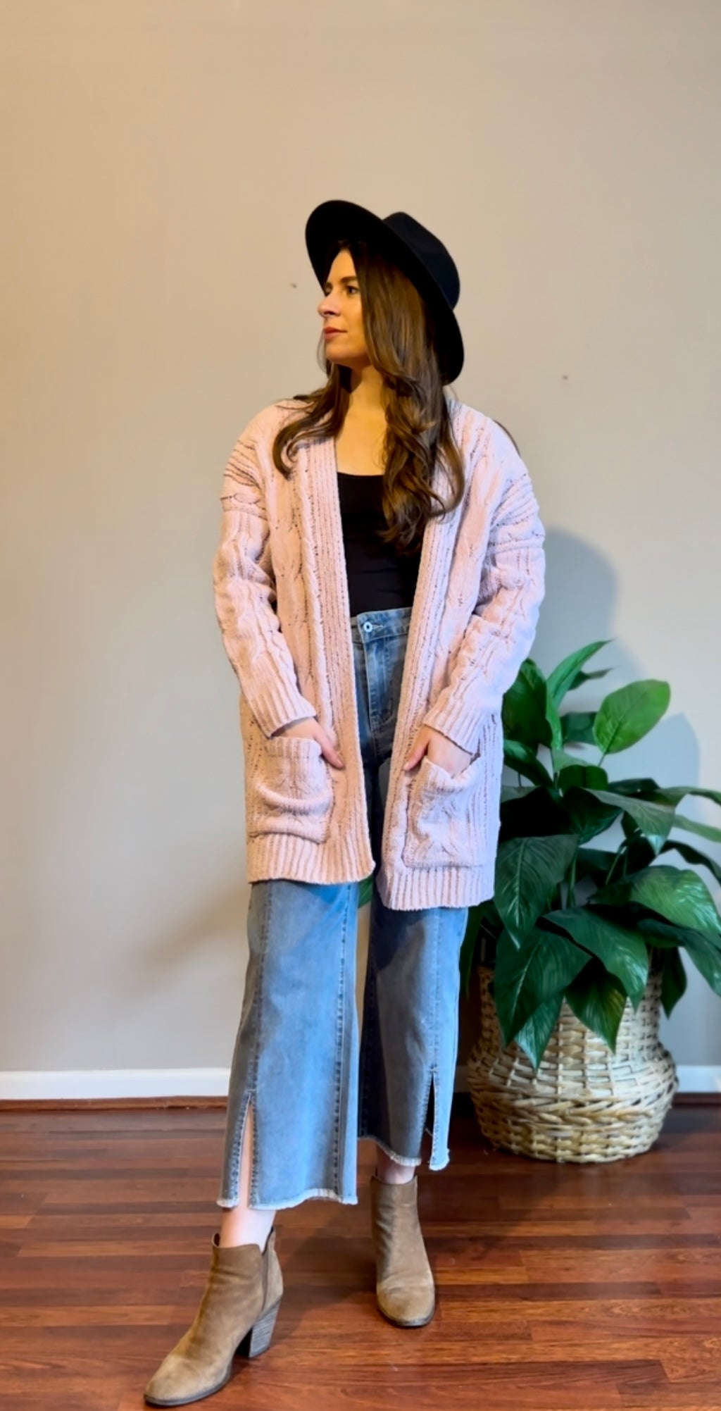 The Cozy Cardigan - Sweetheart Pink