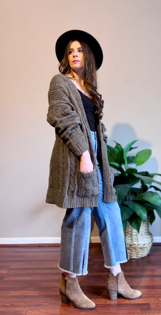 The Cozy Cardigan - Nutmeg