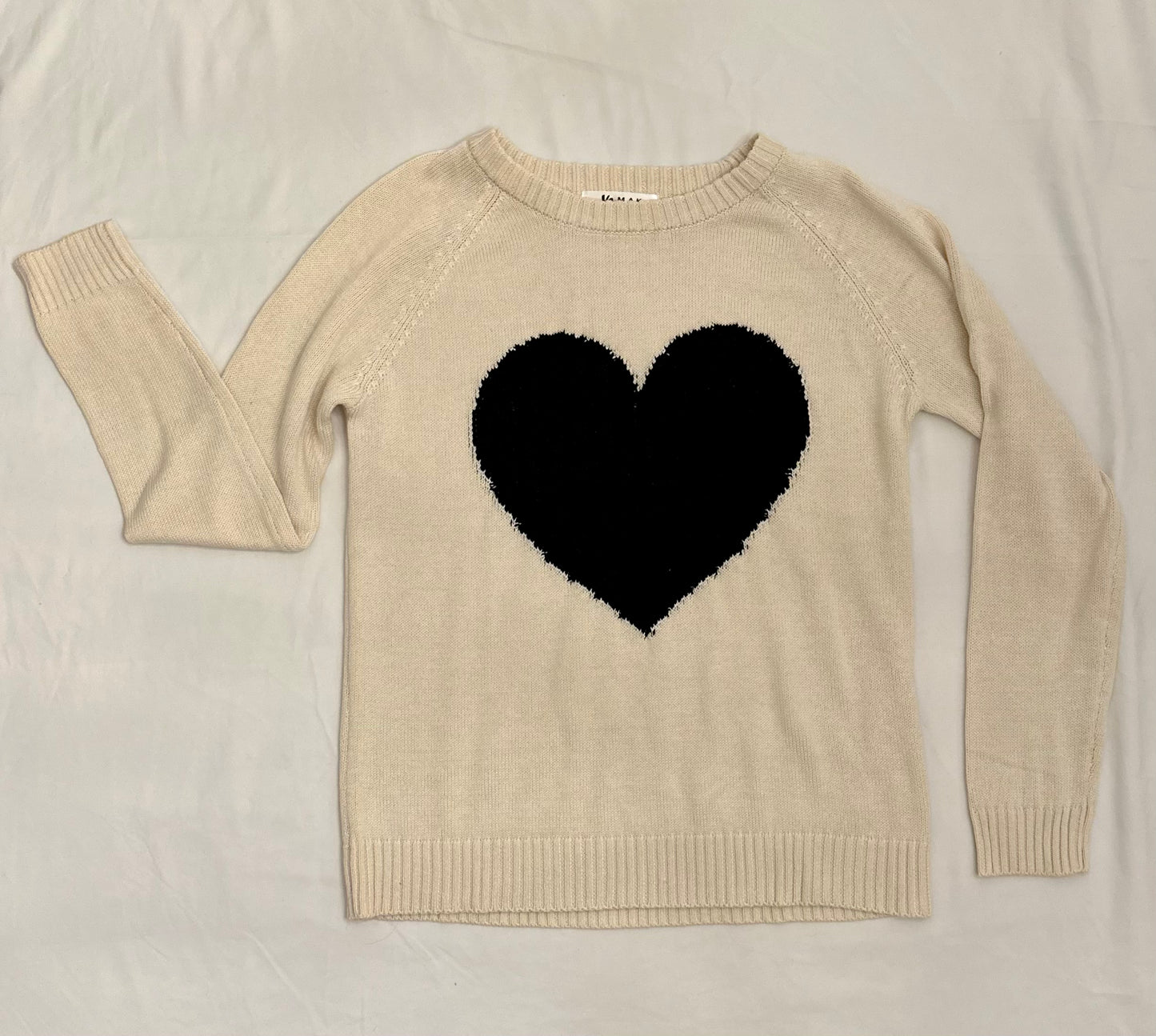 The Love Me Sweater - Crème w/ Black Heart