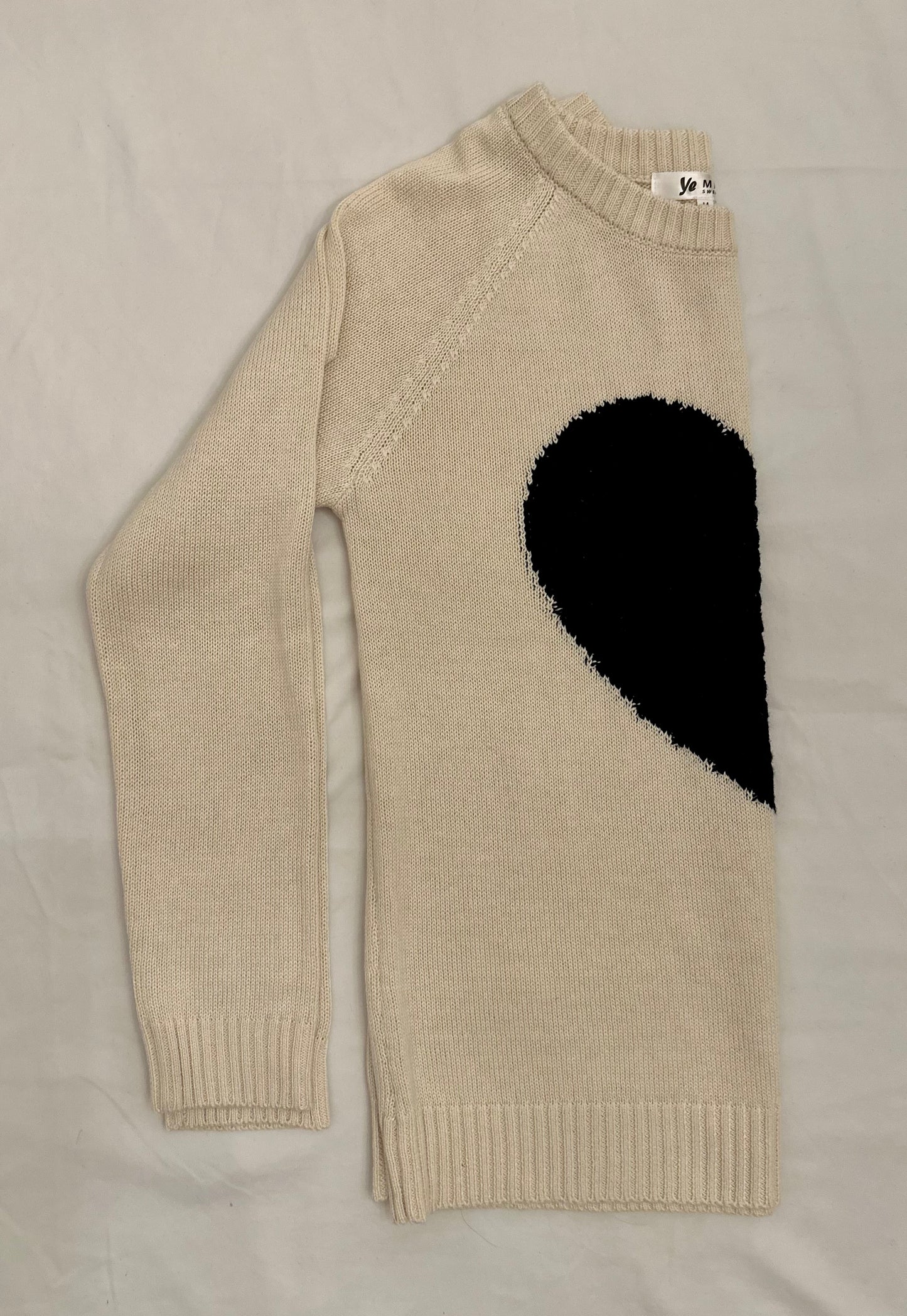 The Love Me Sweater - Crème w/ Black Heart