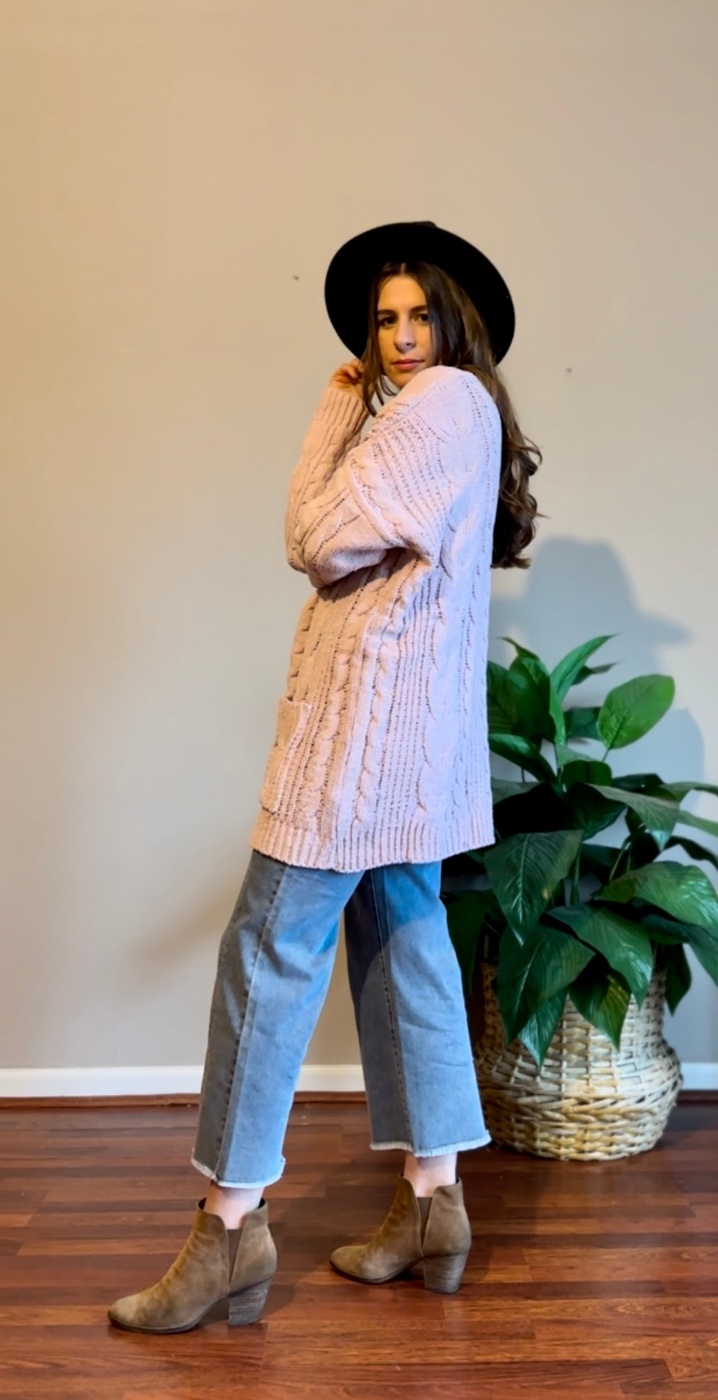 The Cozy Cardigan - Sweetheart Pink